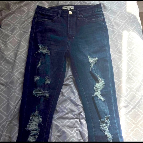 Almost famous: blue ripped jeans, size 5. - Picture 2 of 3